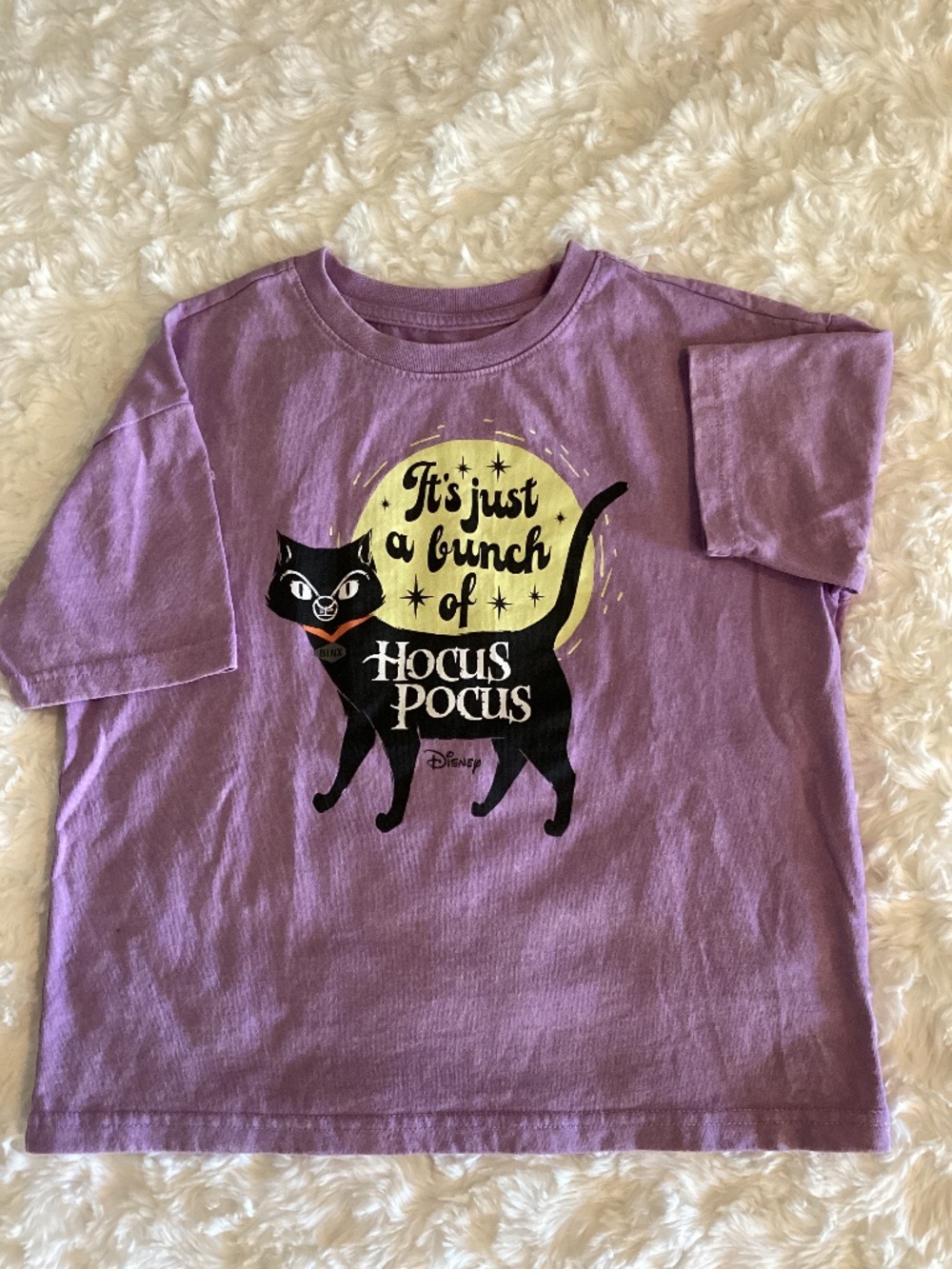 Disney “Hocus Pocus” Youth T-Shirt, Purple, Size S (6-7)
